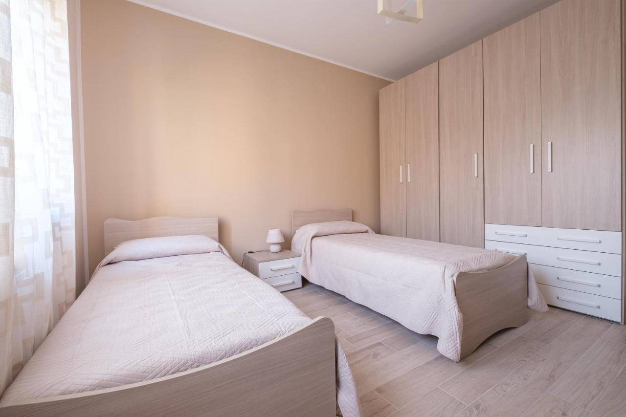 Апартаменти Damilhouse 4 Мессіна Екстер'єр фото